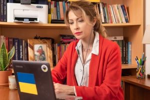 online therapy nini chachia